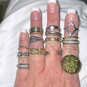 Bundle of 17 Silver and Gold Rings and Midi Rings.